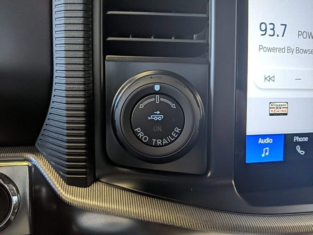 Certified 2025 Ford F150 Platinum w/ Equipment Group 702A High image 28