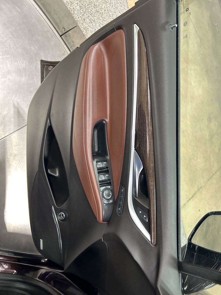 Used 2021 Buick Enclave Avenir w/ Avenir Technology Package image 15