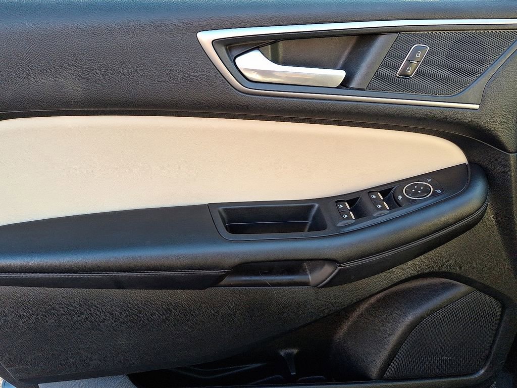 Certified 2022 Ford Edge SEL w/ Convenience Package image 12