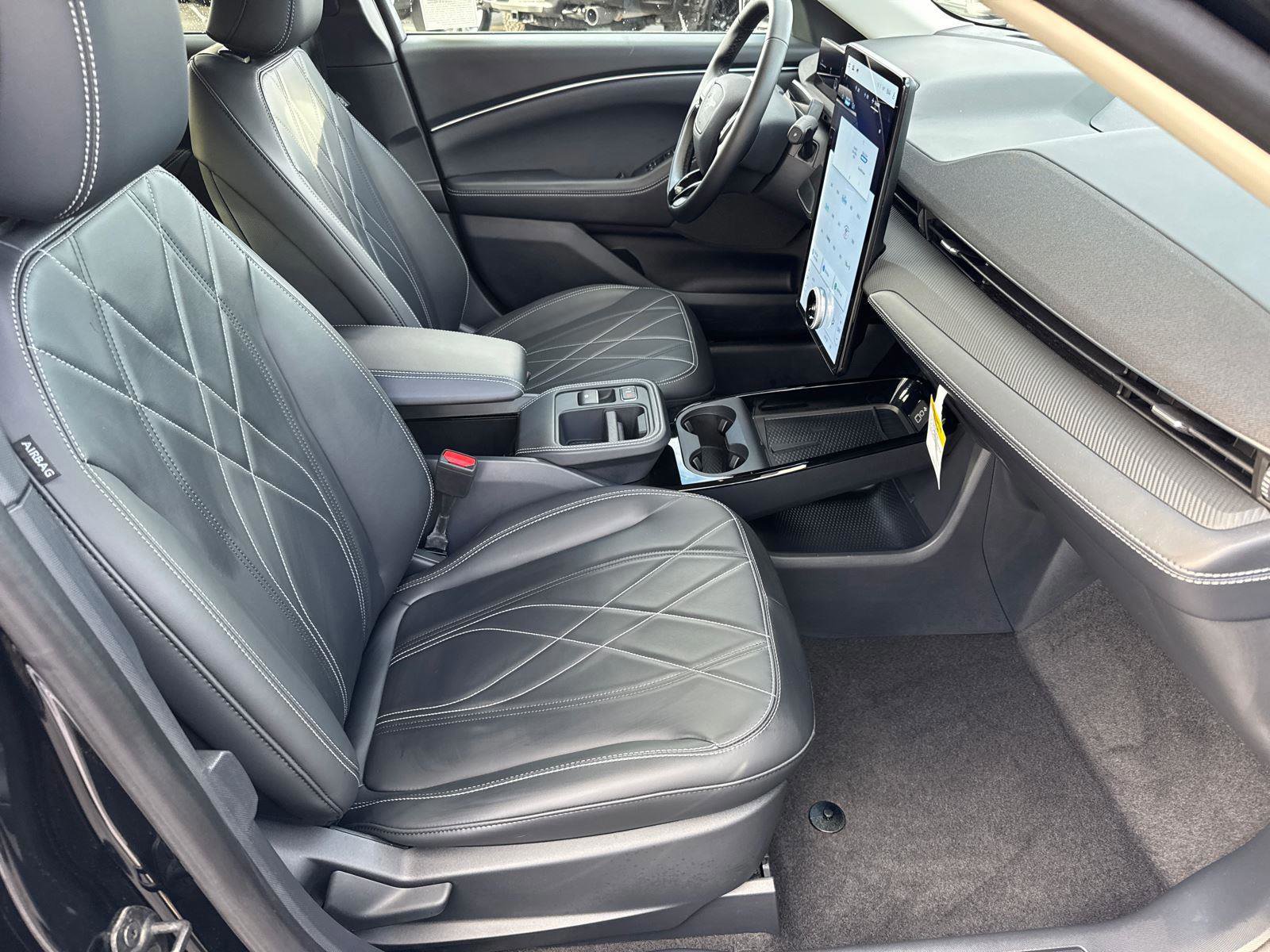 Certified 2025 Ford Mustang Mach-E Select image 16