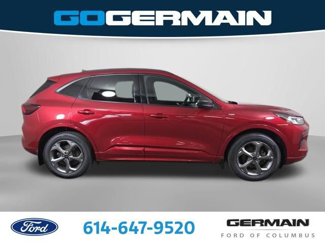 Certified 2023 Ford Escape ST-Line AWD/4WD image 7
