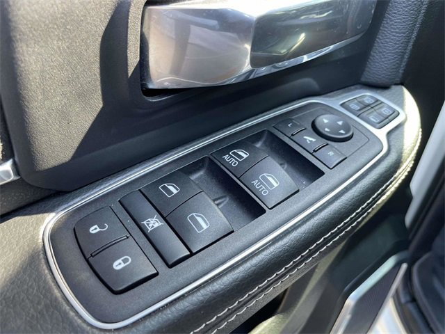 Used 2024 RAM 2500 Laramie w/ Sport Appearance Package image 17