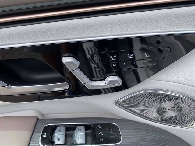 Used 2023 Mercedes-Benz EQS 450+ SUV image 22