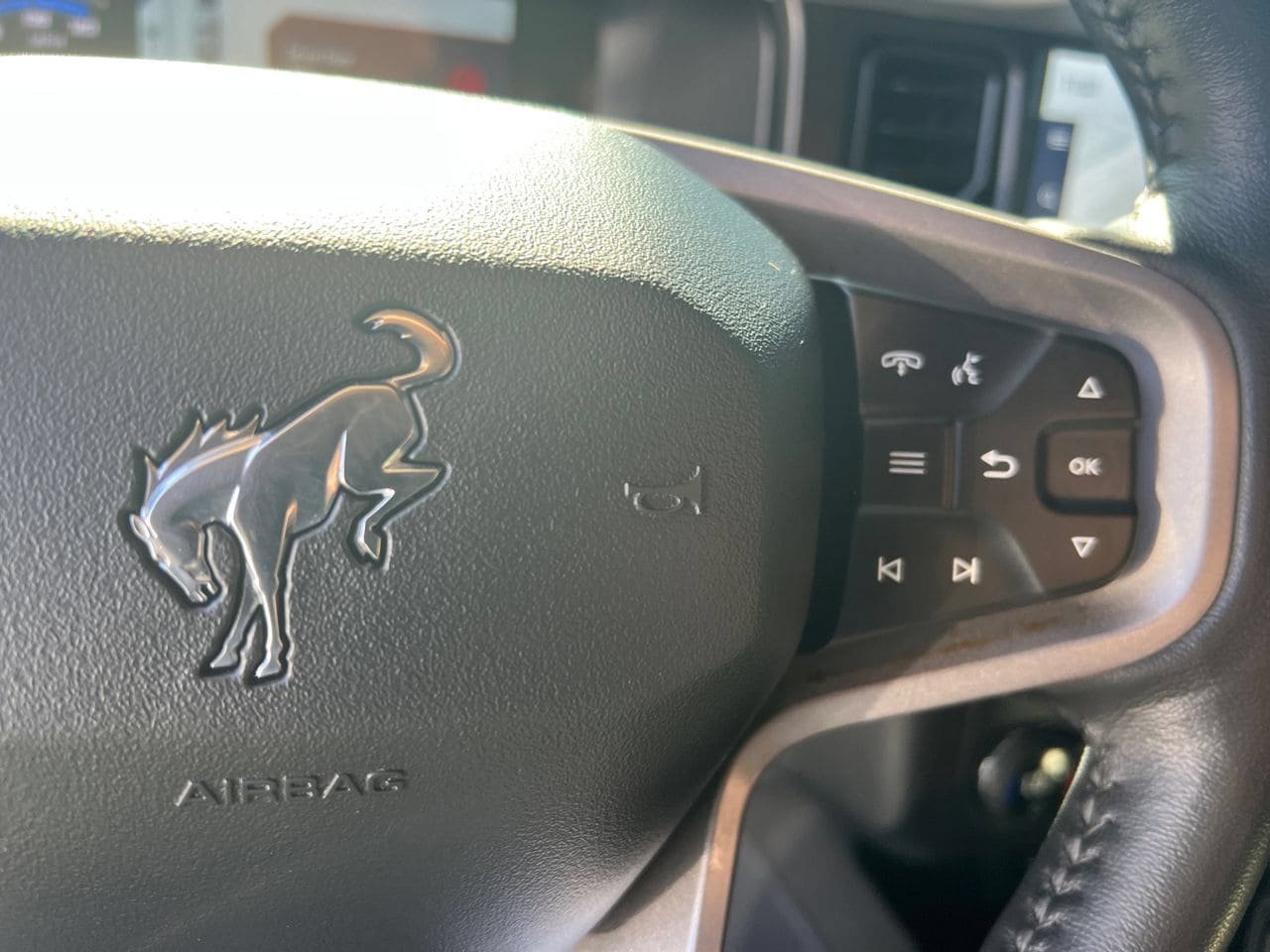 Certified 2023 Ford Bronco Badlands AWD/4WD image 33