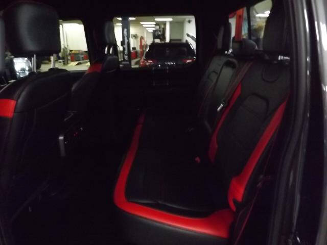 Certified 2018 Ford F150 Lariat w/ Equipment Group 502A Luxury AWD/4WD image 10