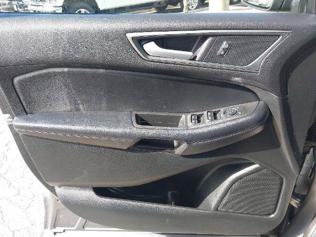 Certified 2024 Ford Edge SE w/ Black Appearance Package AWD/4WD image 15