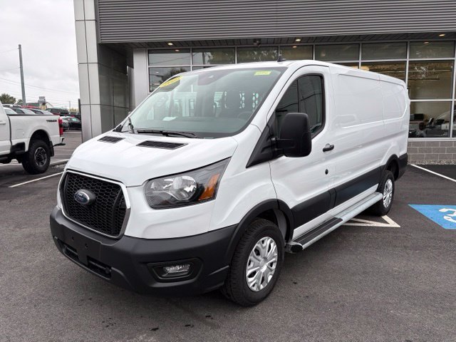 Certified 2025 Ford Transit 250 Low Roof w/ Exterior Upgrade Package RWD image 7