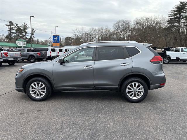 Used 2017 Nissan Rogue SV w/ SV Premium Package image 2