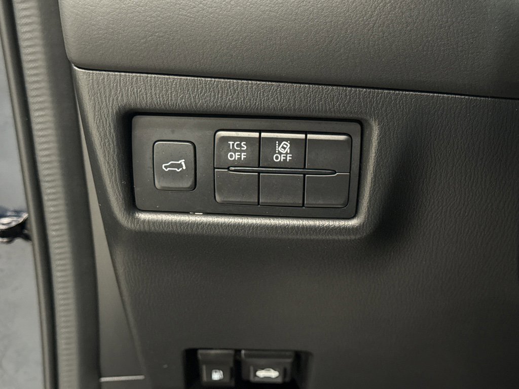 Used 2019 MAZDA CX-5 Touring image 11