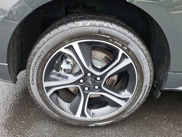 Certified 2022 Ford Edge ST w/ Cargo Accessory Package image 8