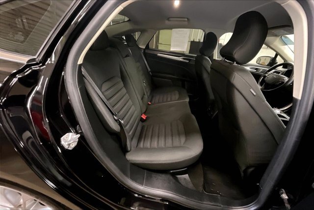 Certified 2019 Ford Fusion SE FWD image 17