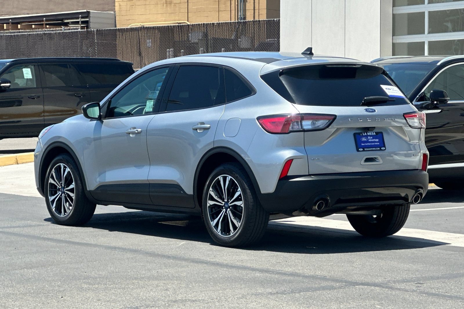 Certified 2022 Ford Escape SE w/ SE Sport Appearance Package FWD image 5