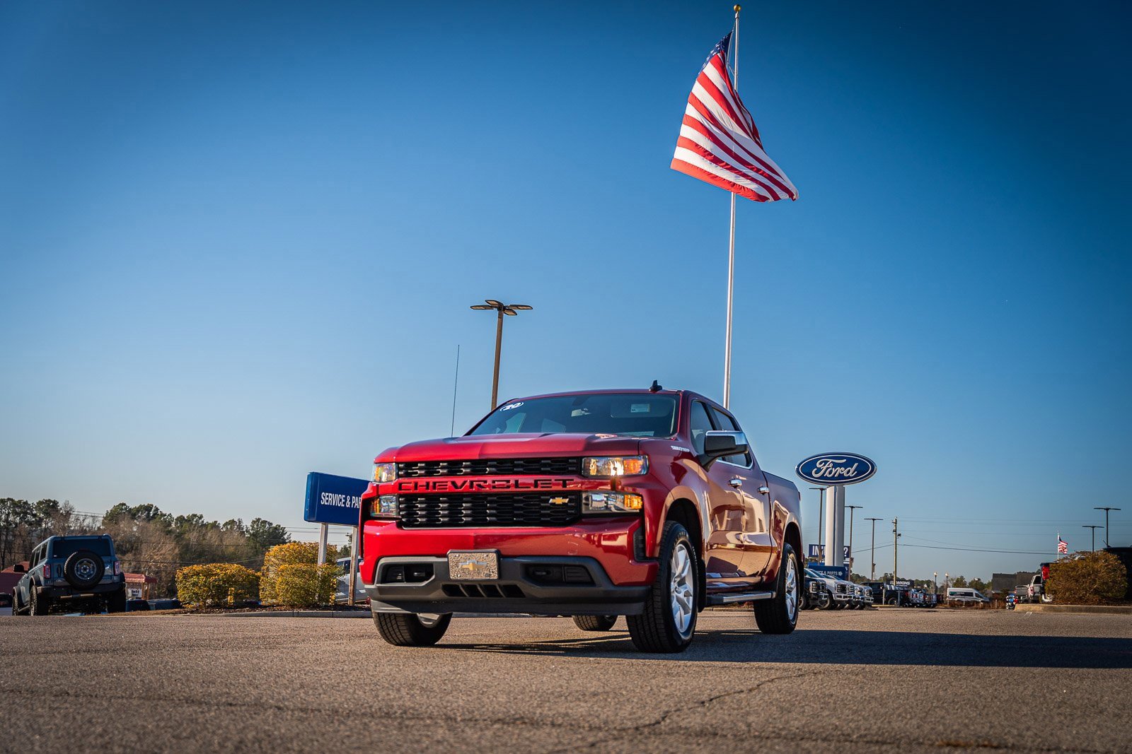 Used 2020 Chevrolet Silverado 1500 Custom w/ Custom Value Package image 5