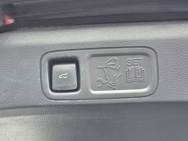 Certified 2022 Ford Expedition Limited RWD image 34