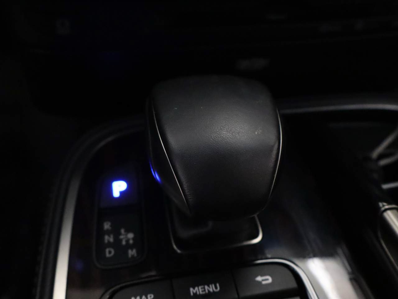 Used 2022 Lexus LS 500 w/ Interior Upgrade Package RWD image 9