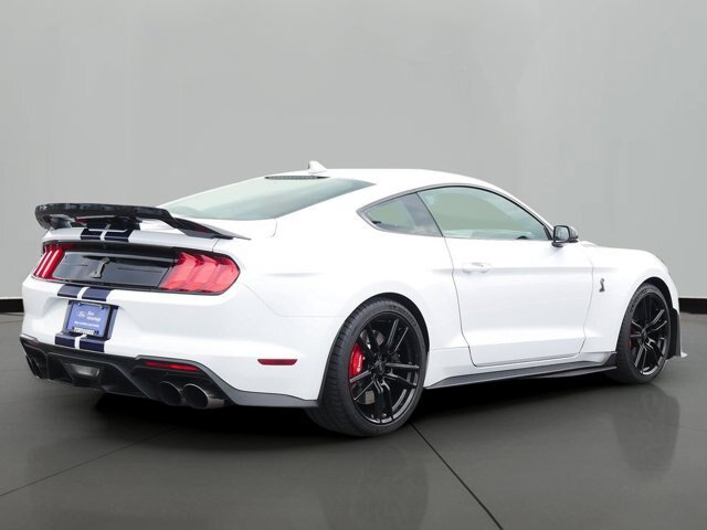 Certified 2022 Ford Mustang Shelby GT500 w/ Technology Package RWD image 3