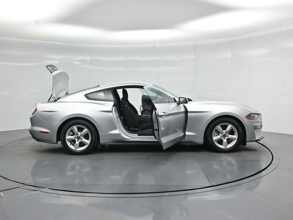 Certified 2019 Ford Mustang Coupe image 35