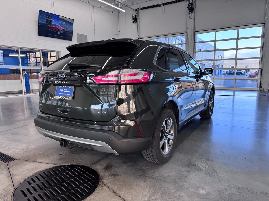 Certified 2024 Ford Edge SEL w/ Convenience Package AWD/4WD image 5