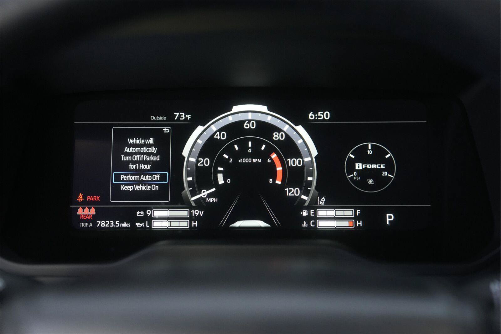 Used 2026 Toyota Tundra Platinum AWD/4WD image 25