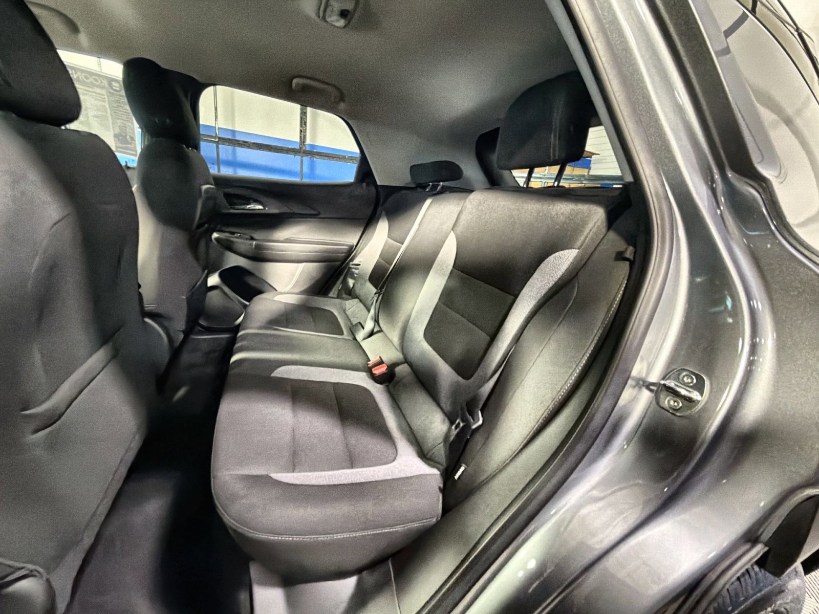 Used 2023 Chevrolet TrailBlazer LT w/ Convenience Package image 36