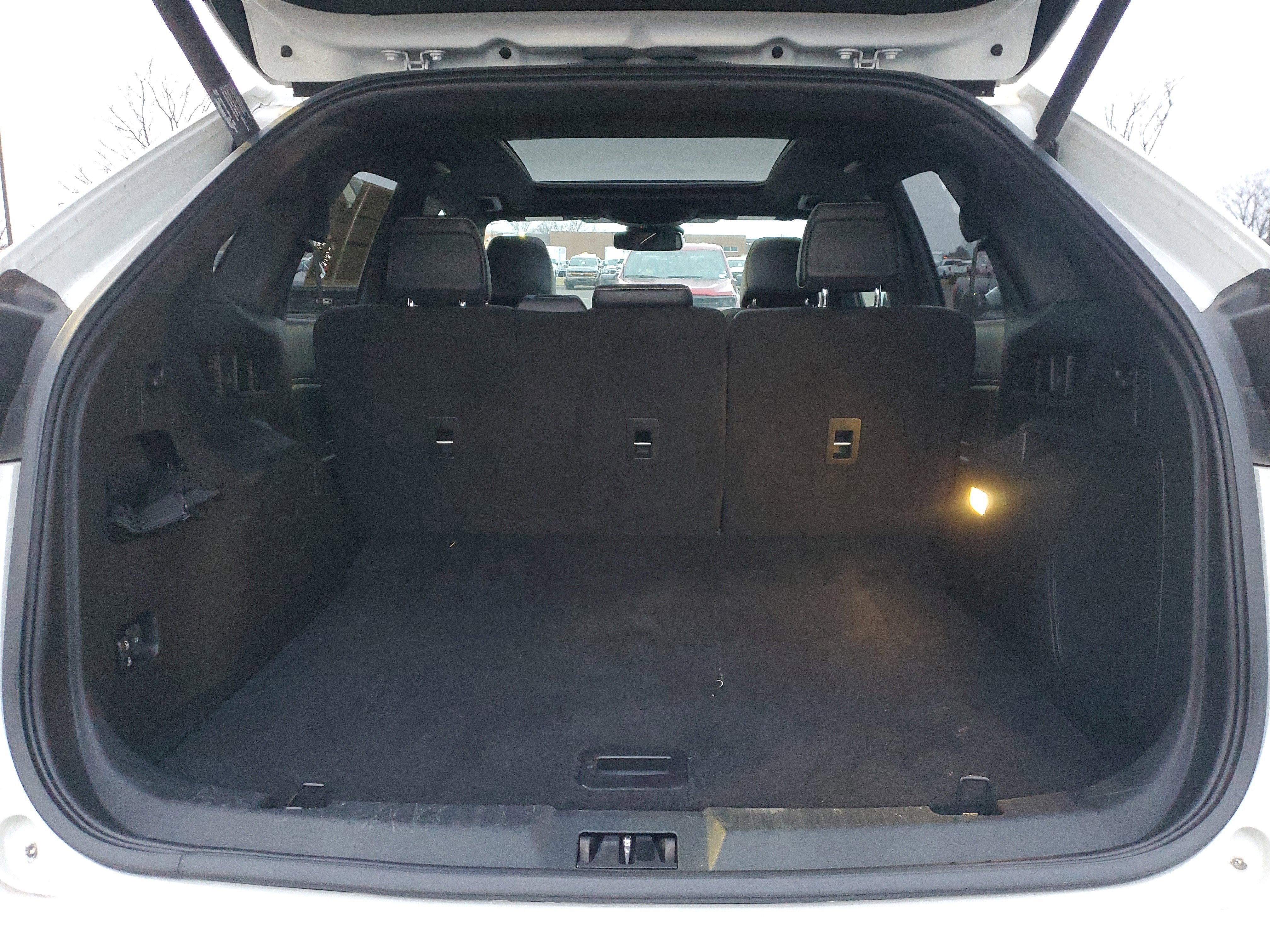 Certified 2022 Ford Edge ST w/ Equipment Group 401A image 7