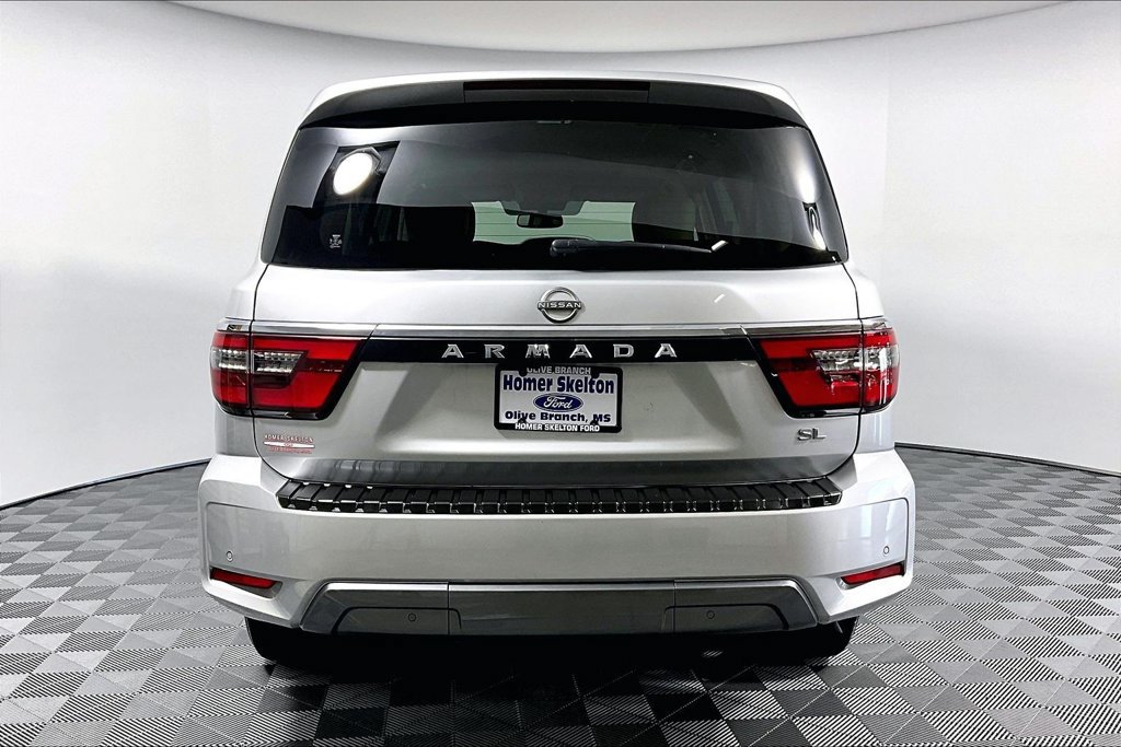 Used 2021 Nissan Armada SL w/ Captain's Chairs Package RWD image 4