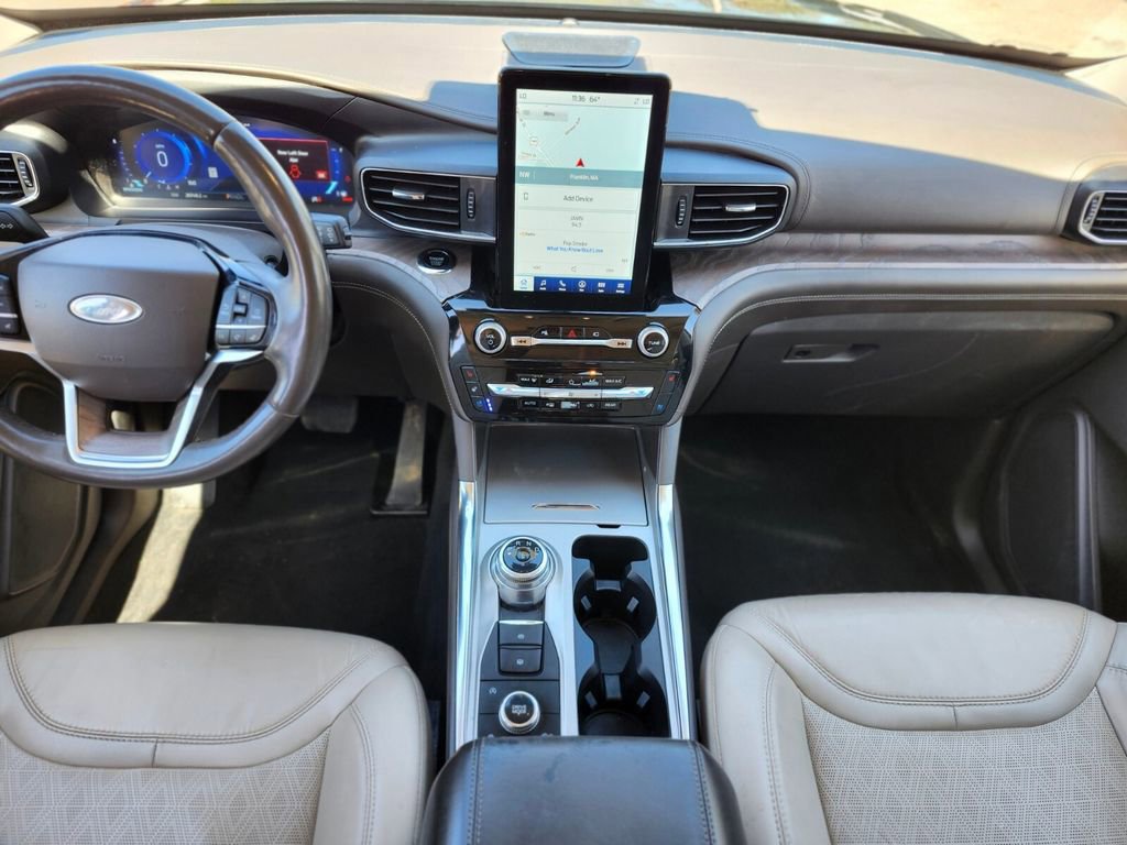 Certified 2022 Ford Explorer Platinum w/ Equipment Group 601A AWD/4WD image 14