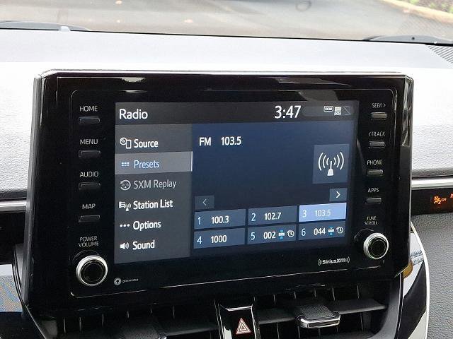 Used 2022 Toyota Corolla SE image 16