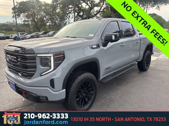 Used 2025 GMC Sierra 1500 AT4 w/ AT4 Premium Package AWD/4WD image 4