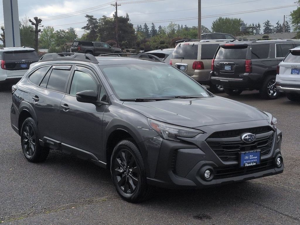 Used 2025 Subaru Outback Onyx Edition AWD/4WD image 7