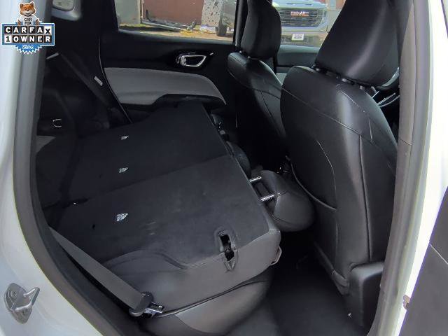 Used 2025 Jeep Compass Limited AWD/4WD image 23