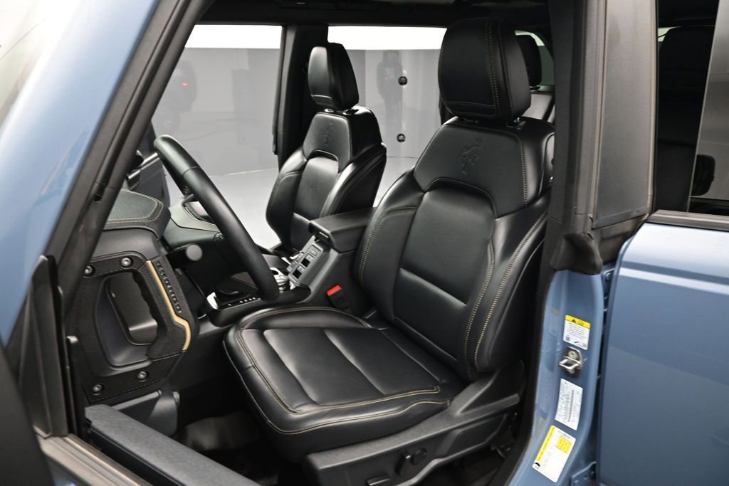 Certified 2025 Ford Bronco Badlands AWD/4WD image 9