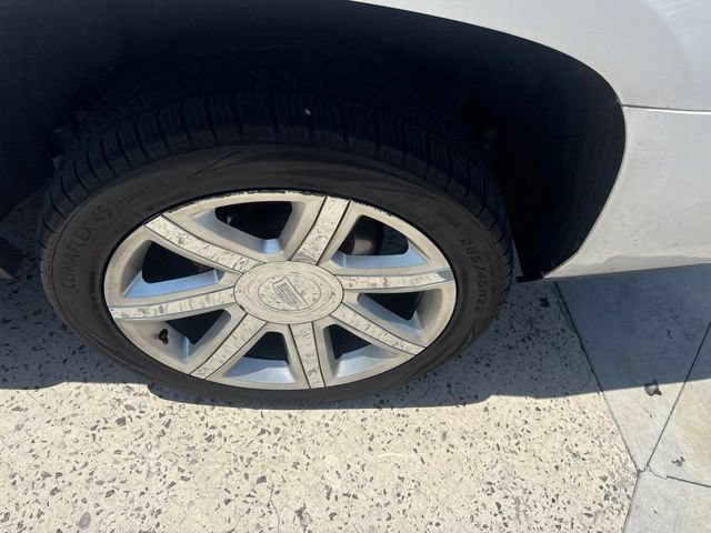 Used 2019 Cadillac Escalade Luxury AWD/4WD image 21