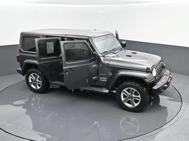 Used 2019 Jeep Wrangler Unlimited Sahara w/ Cold Weather Group AWD/4WD image 26