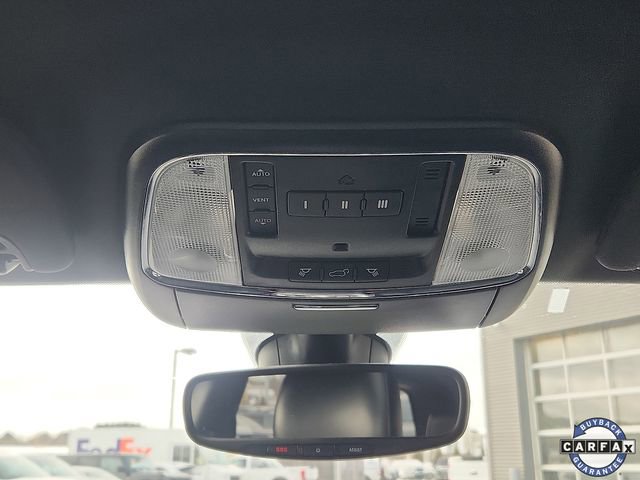 Used 2019 Jeep Grand Cherokee Limited image 19