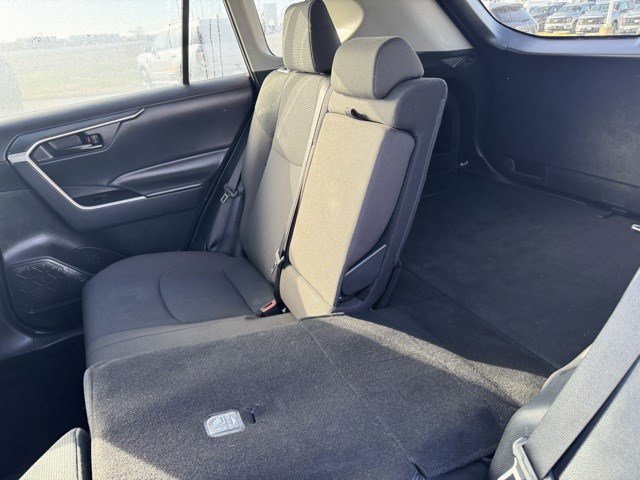 Used 2024 Toyota RAV4 LE image 27