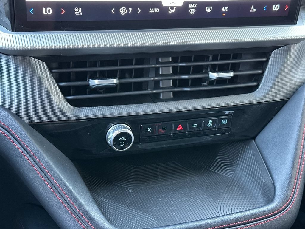 Certified 2025 Ford Explorer ST-Line AWD/4WD image 21
