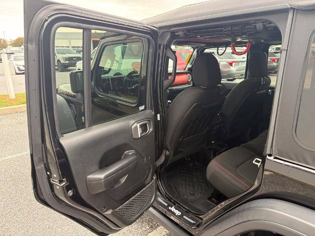 Used 2021 Jeep Wrangler Unlimited Rubicon AWD/4WD image 13
