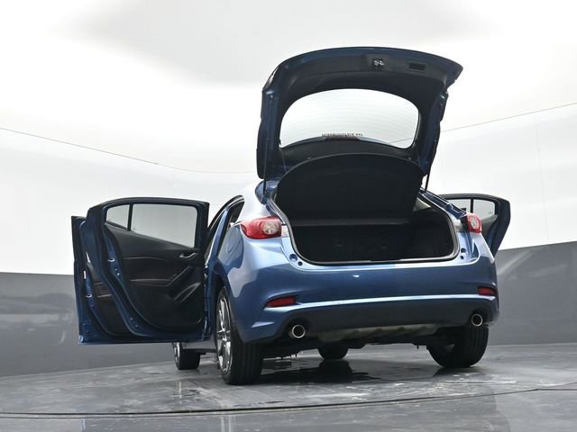 Used 2018 MAZDA MAZDA3 Touring image 30