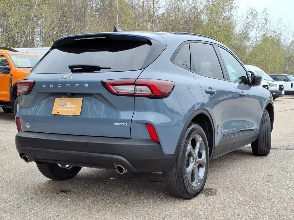 Certified 2025 Ford Escape ST-Line AWD/4WD image 4
