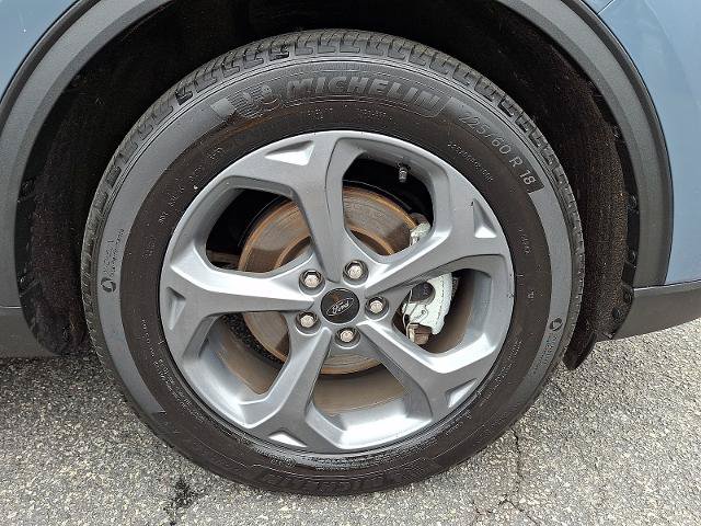 Certified 2025 Ford Escape ST-Line FWD image 7