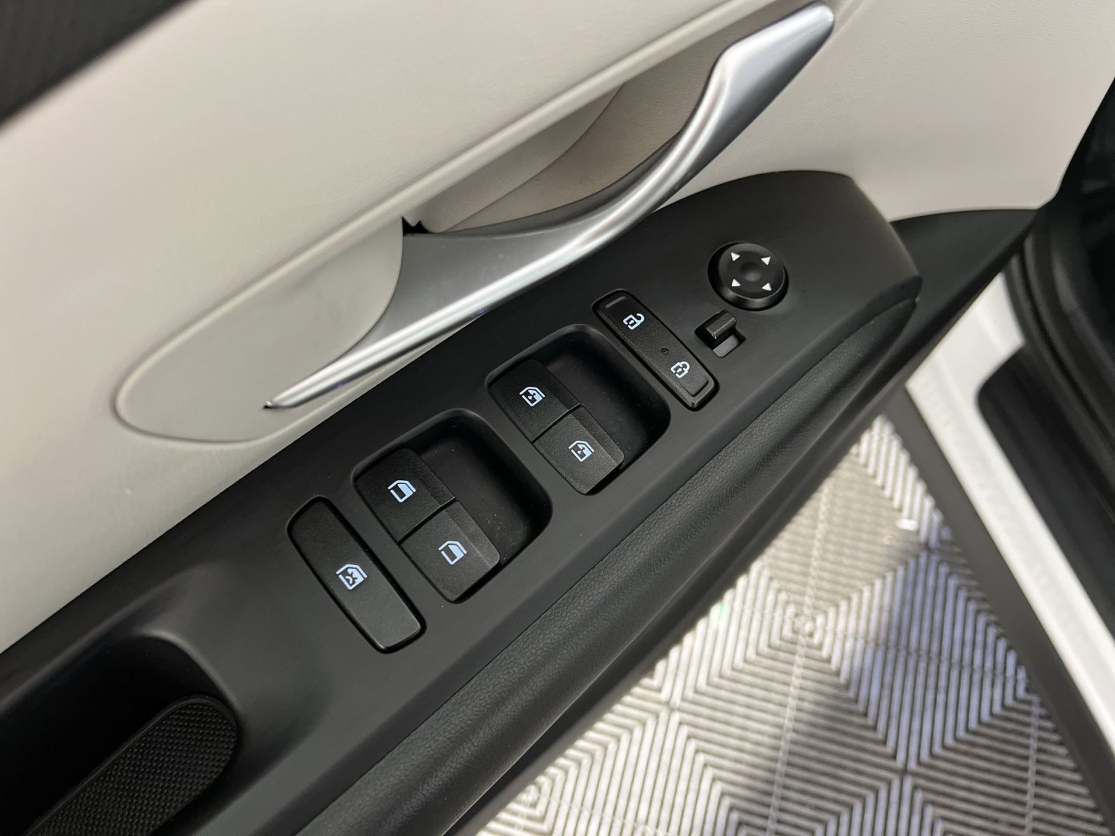 Used 2023 Hyundai Tucson SEL image 15