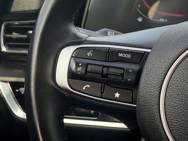 Used 2023 Kia Sportage EX FWD image 12