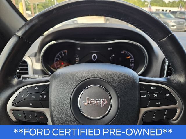 Used 2022 Jeep Grand Cherokee Laredo X RWD image 30