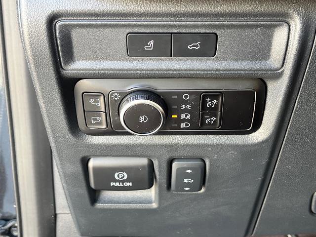 Certified 2023 Ford Expedition Platinum image 15