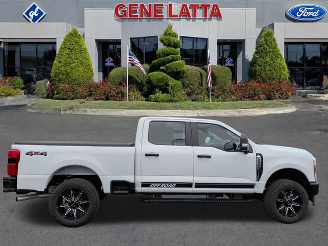 Certified 2025 Ford F250 XL w/ 360-Degree Camera Package AWD/4WD image 9