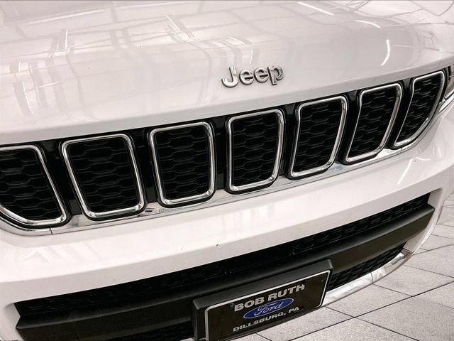 Used 2021 Jeep Grand Cherokee L Limited AWD/4WD image 30