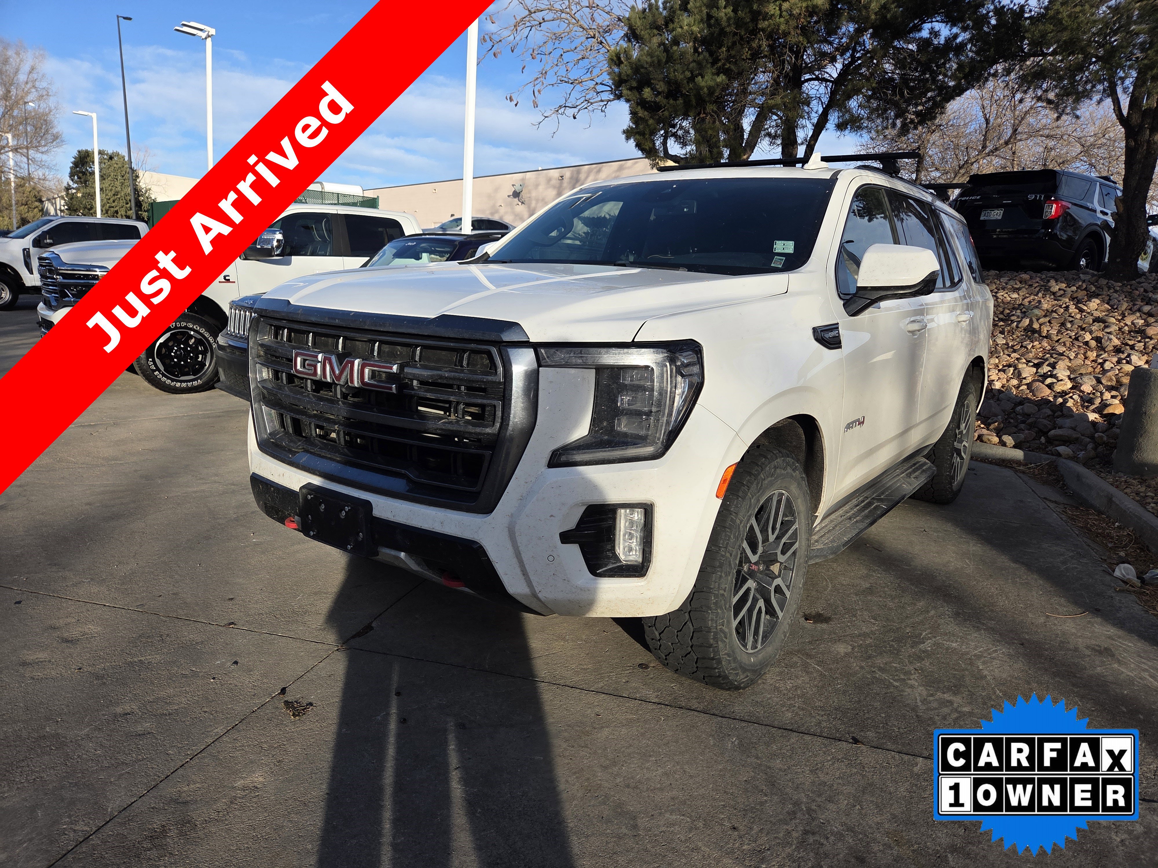 Used 2023 GMC Yukon AT4 w/ Technology Package image 1