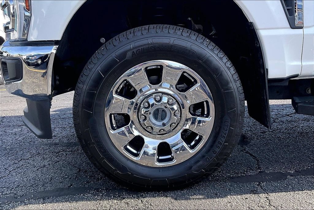 Certified 2024 Ford F350 Lariat w/ Chrome Package AWD/4WD image 8