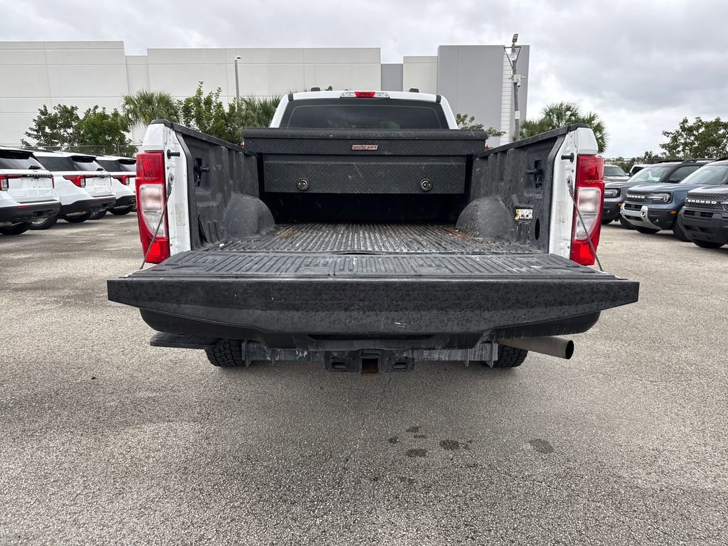 Certified 2022 Ford F250 XL w/ Power Equipment Group image 25